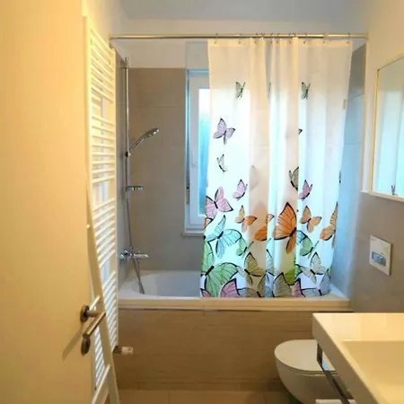 Oh La La - Terrace Apartment